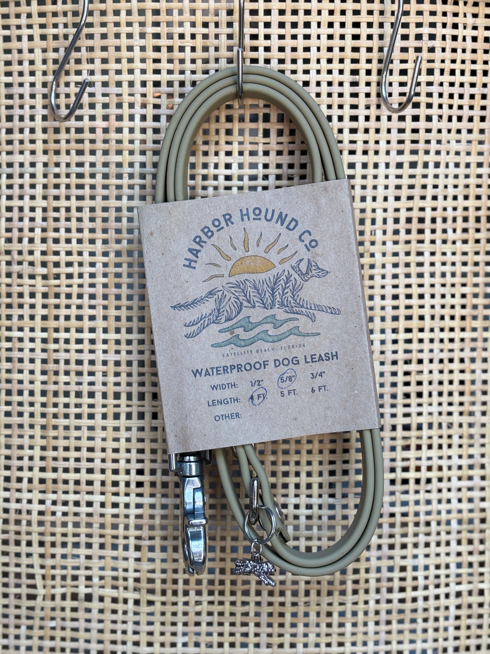 SAHARA TAN Traditional Style Leashes