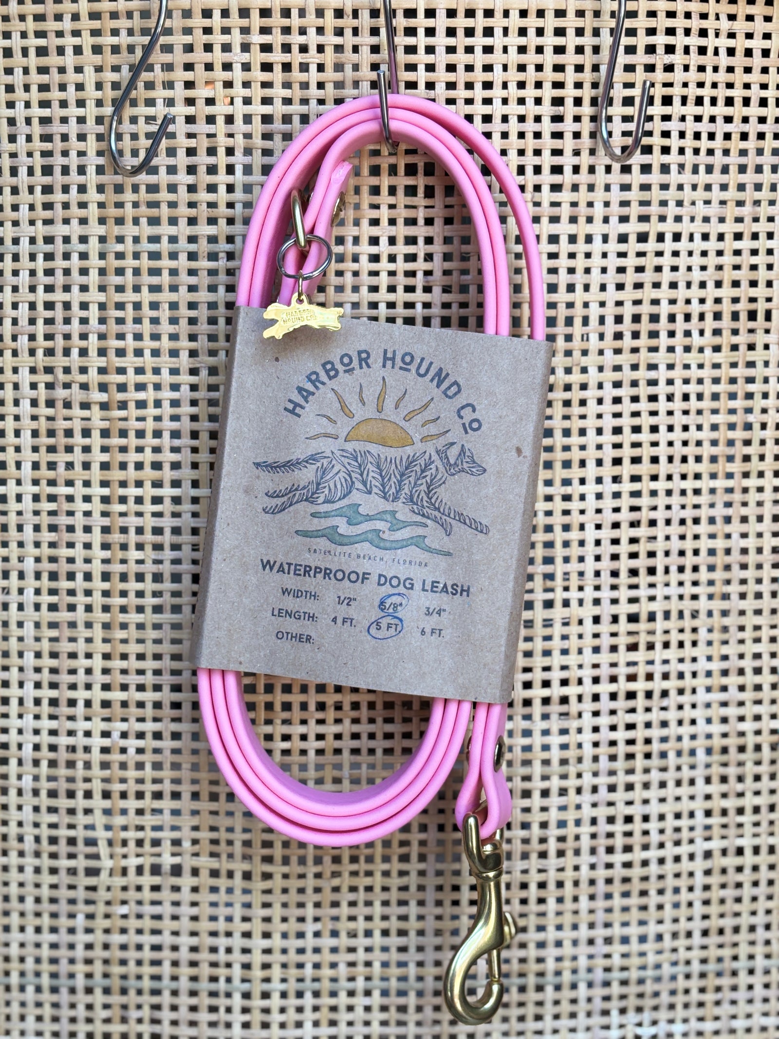 LIGHT PINK Traditional Style Leashes