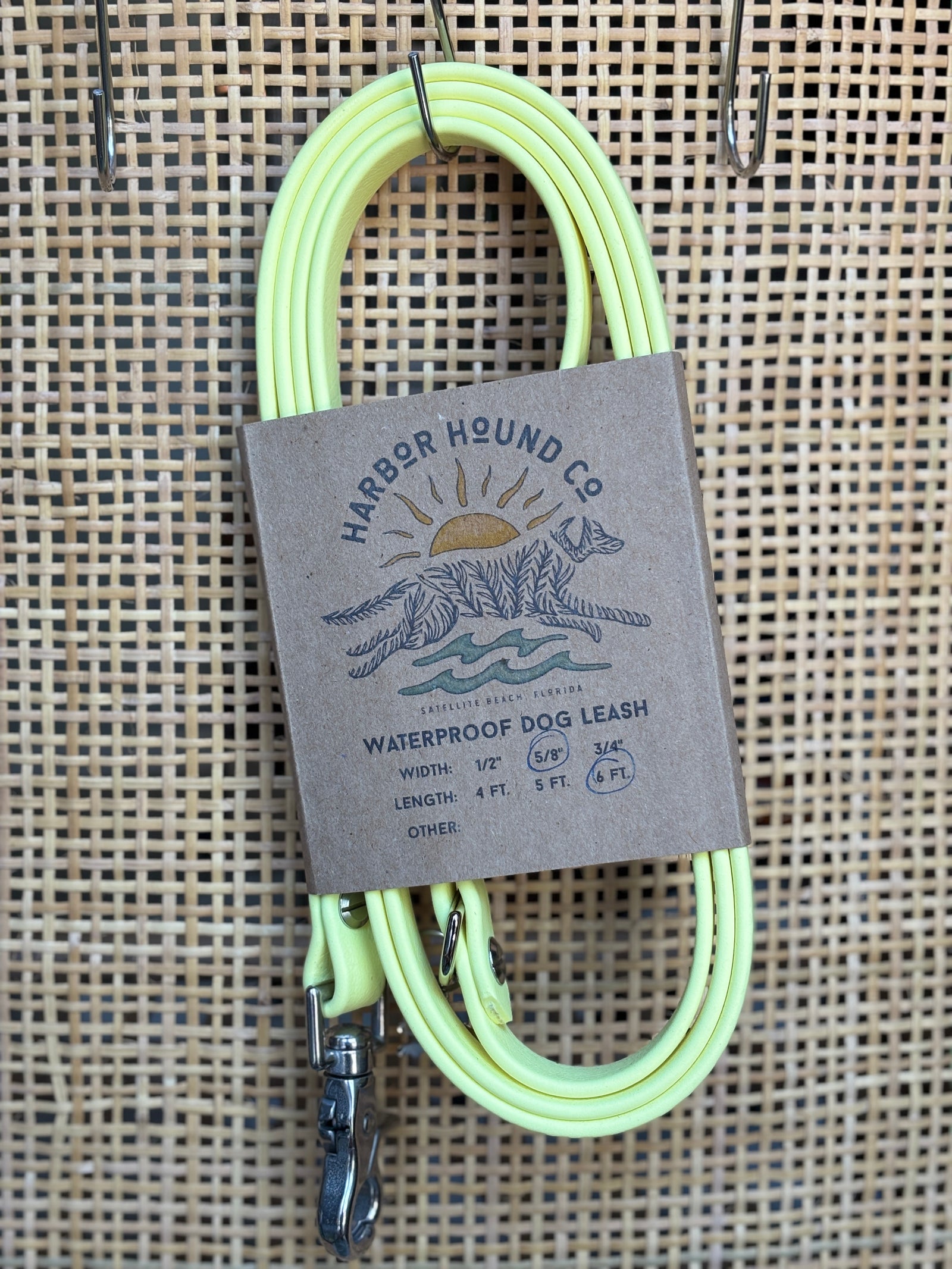 SUNNY YELLOW Traditional Style Leashes