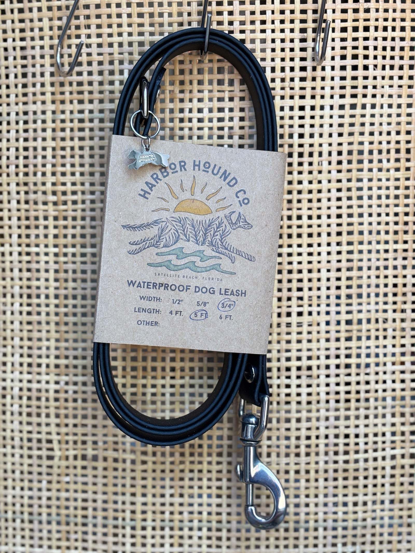 BLACK Traditional Style Leashes