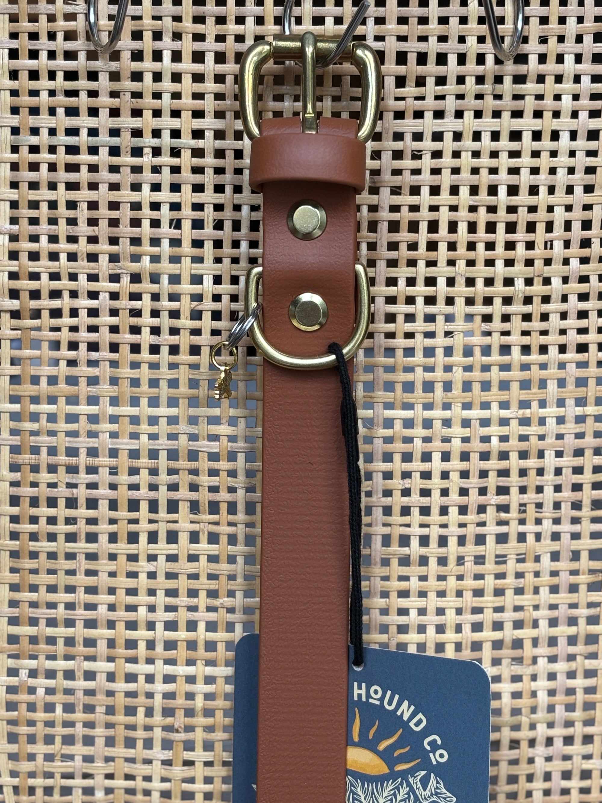 COGNAC Buckle Collars