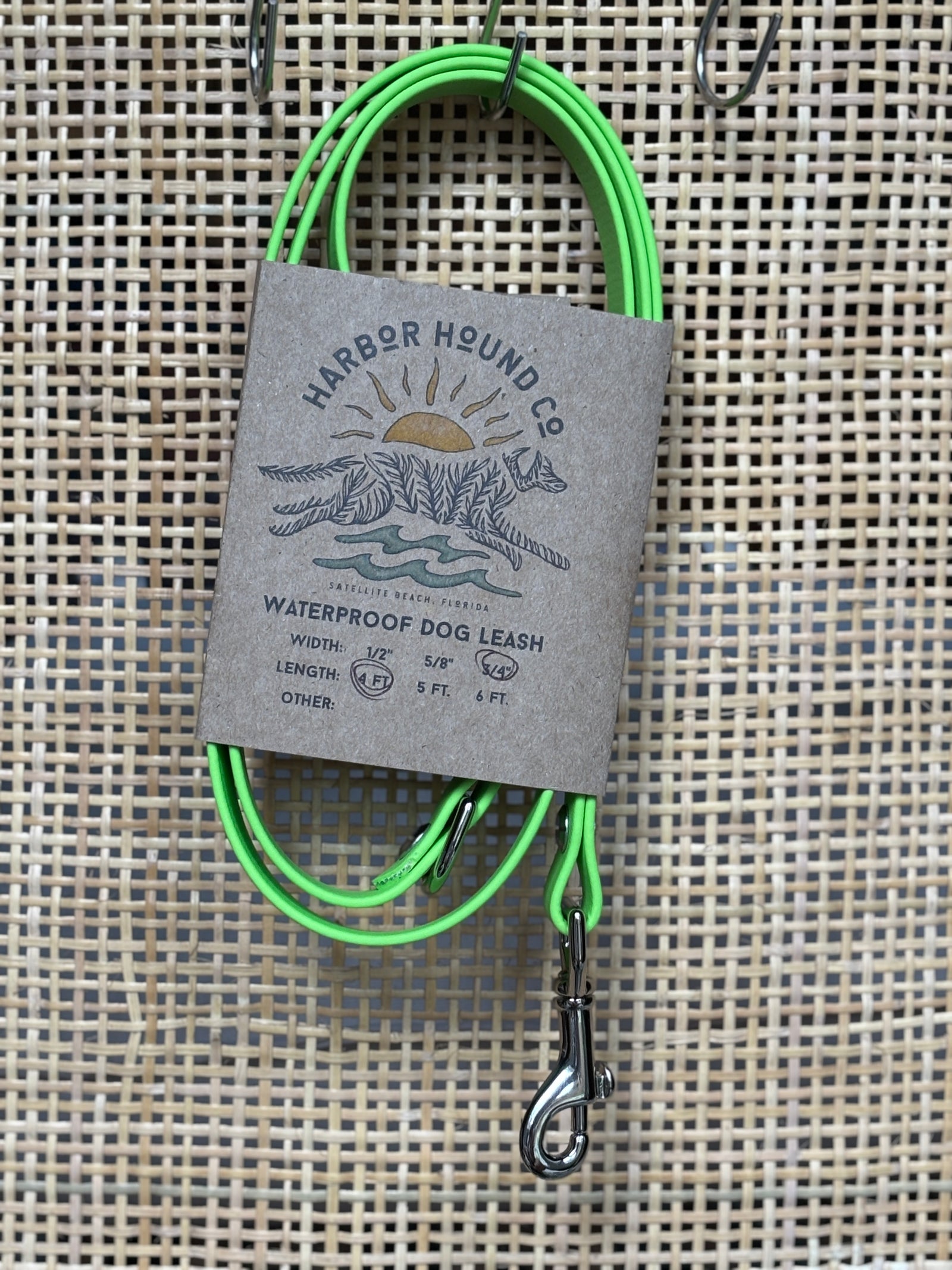 LIME Traditional Style Leashes