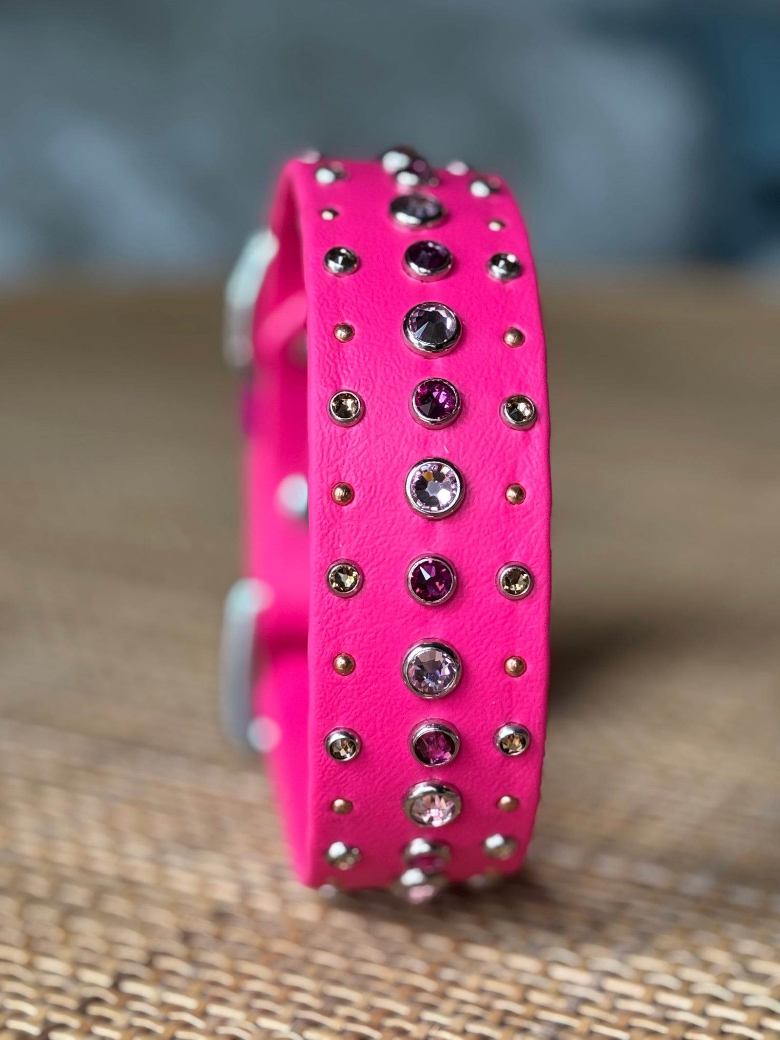 1.5" STIORRA Collar, 15-17"